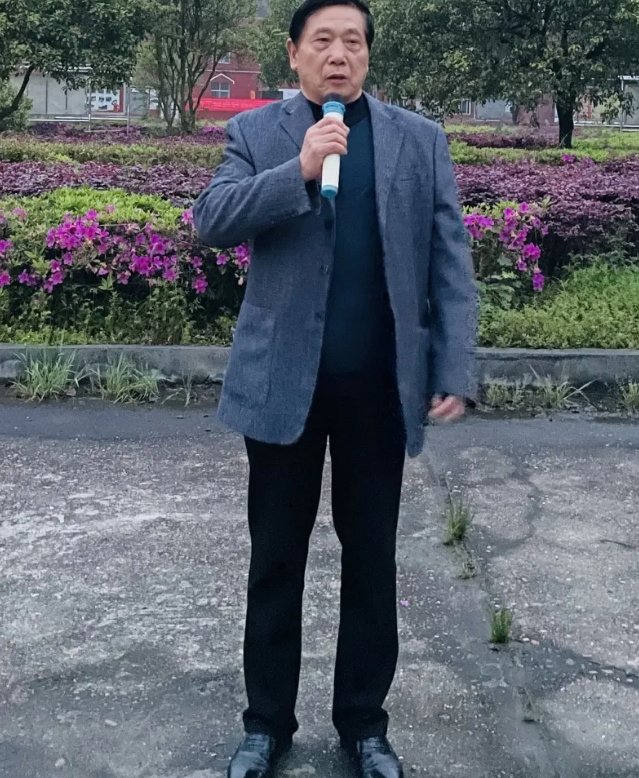 学校资讯
